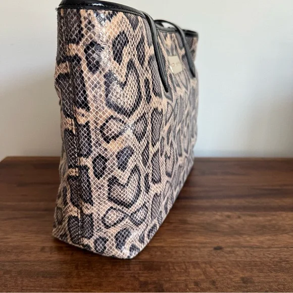 Cole Haan Black and Tan Tote Bag.  New with tag. Leather. - Picture 5 of 9